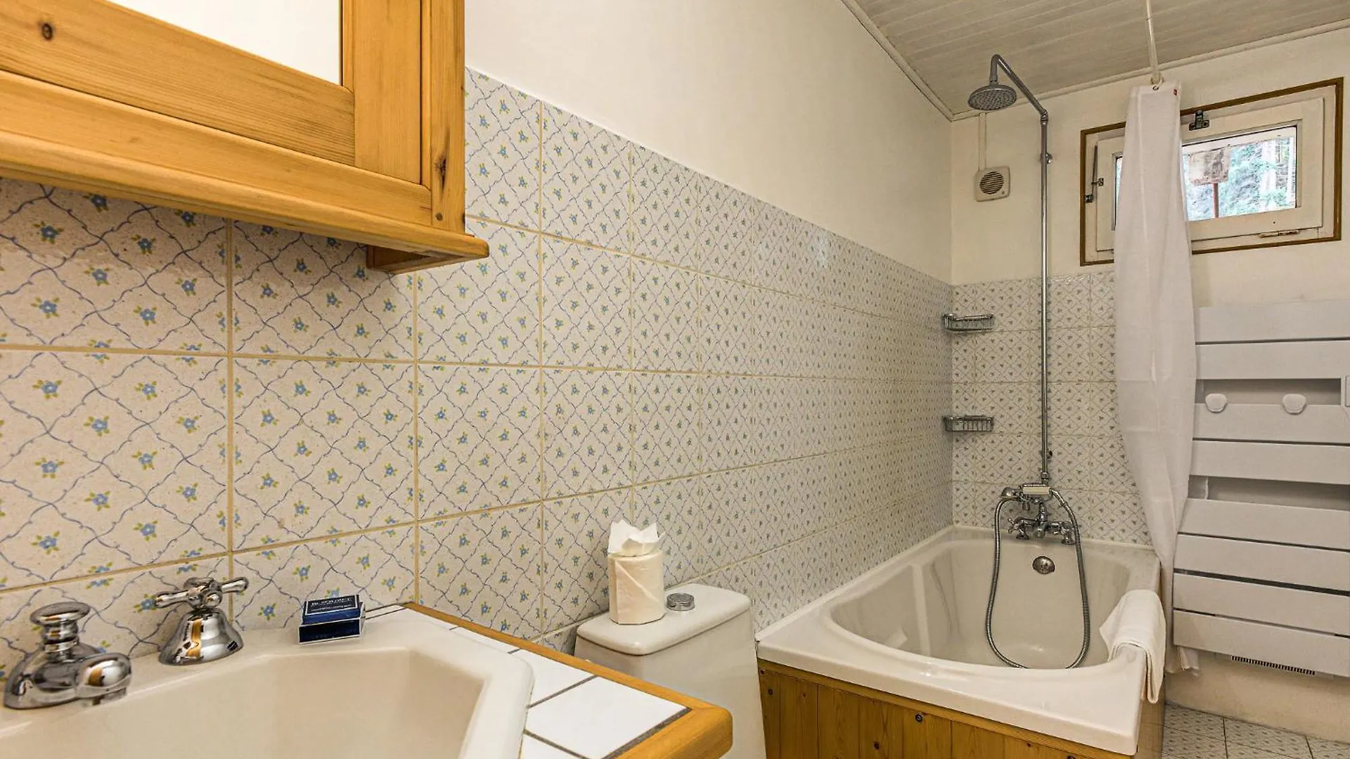 Apartment Les Nantillons - Alpes Travel - Central Chamonix 0*,